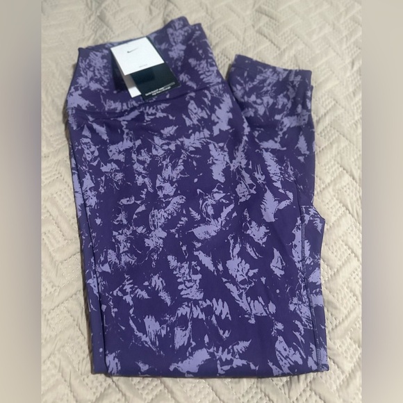 NWT Women’s‎ NIKE High Rise One Dri-Fit Purple 7/8 Length. Size XL. - Picture 2 of 7